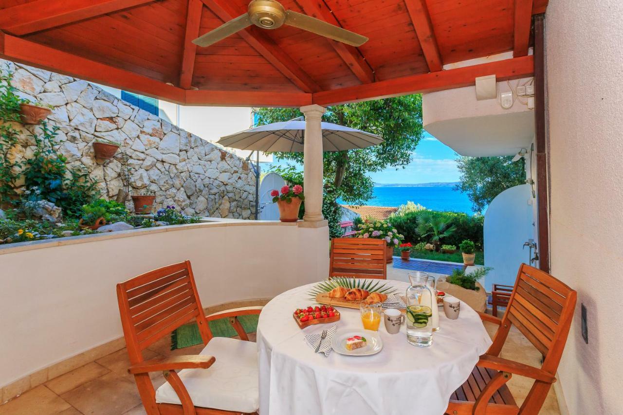 Holiday Home Lola, Sea On A Palm! Heated Pool تروغير المظهر الخارجي الصورة