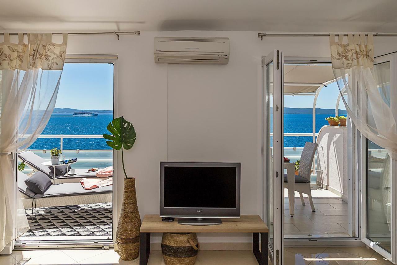 Holiday Home Lola, Sea On A Palm! Heated Pool تروغير المظهر الخارجي الصورة