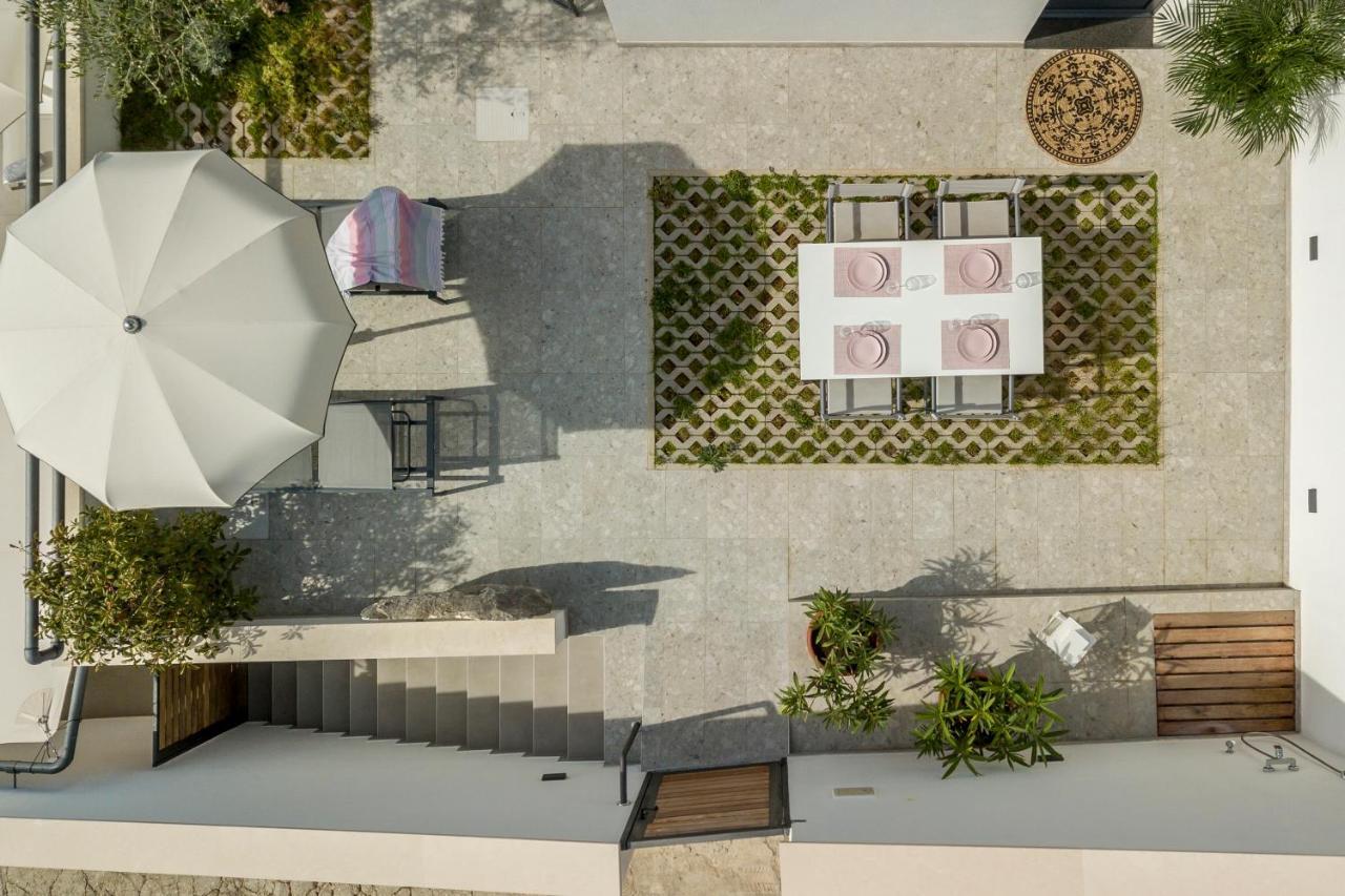 Holiday Home Lola, Sea On A Palm! Heated Pool تروغير المظهر الخارجي الصورة