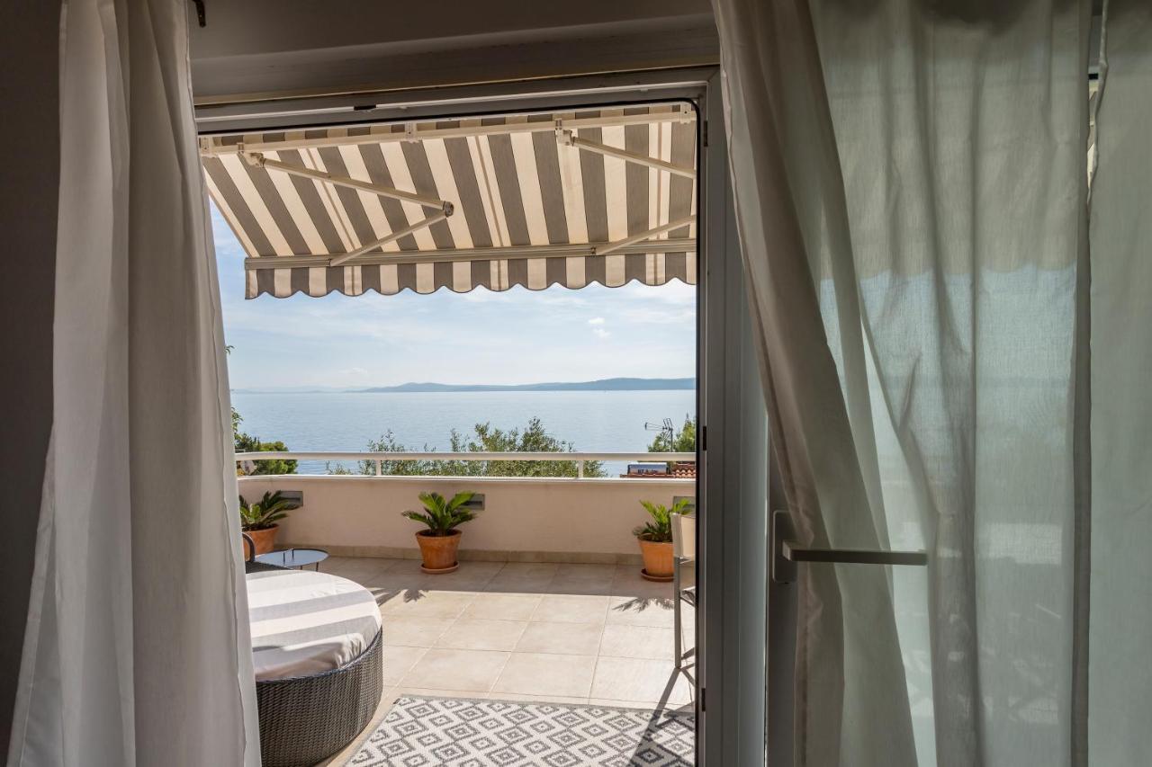Holiday Home Lola, Sea On A Palm! Heated Pool تروغير المظهر الخارجي الصورة